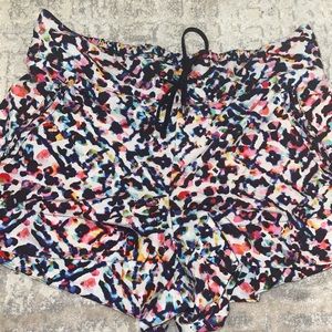 Women’s ATHLETA Running Shorts!